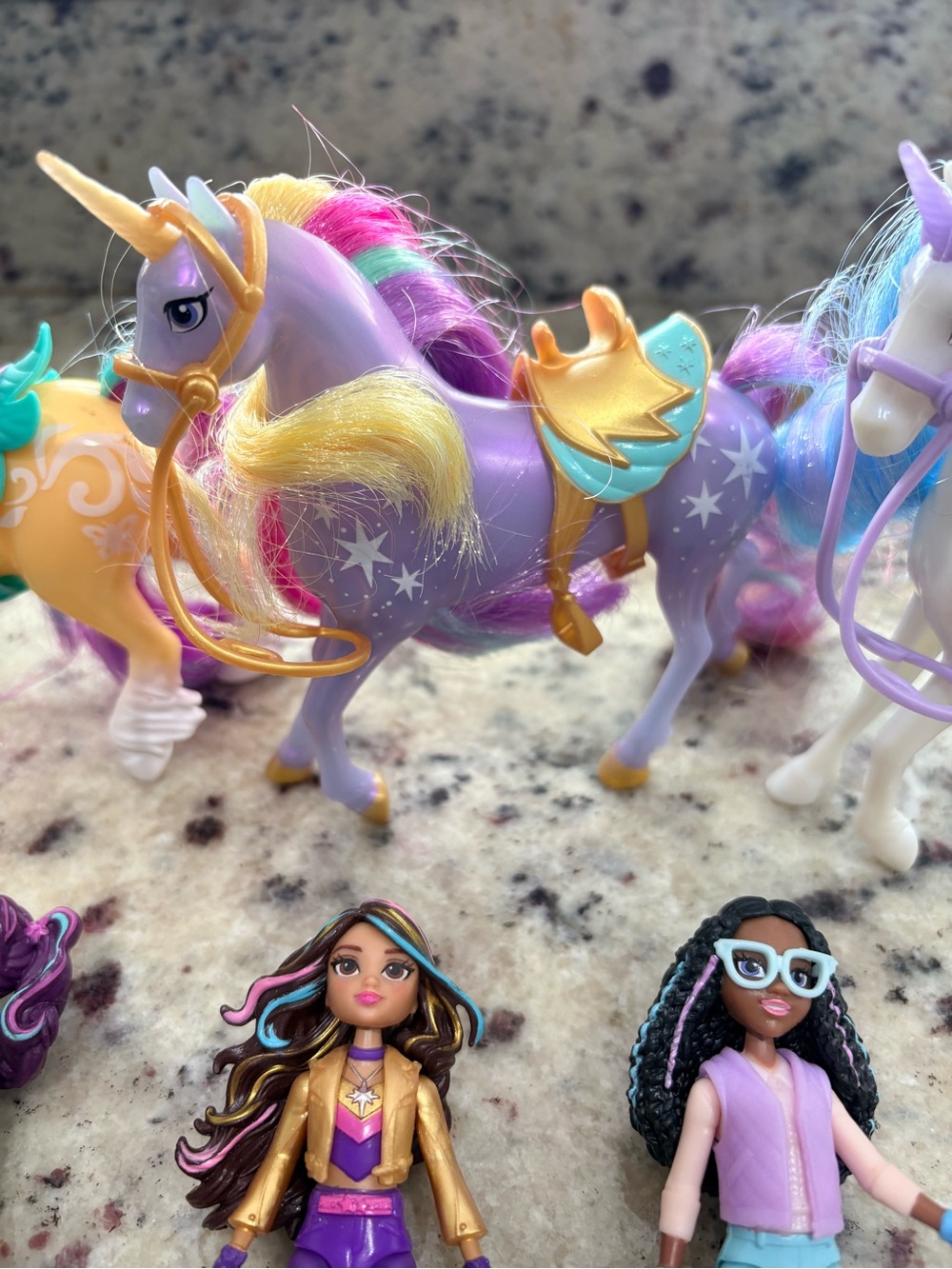 Unicorn Academy Lot of Action Figures & Horses